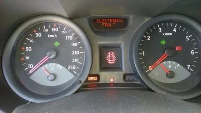 Electronic fault меган 2 что это?